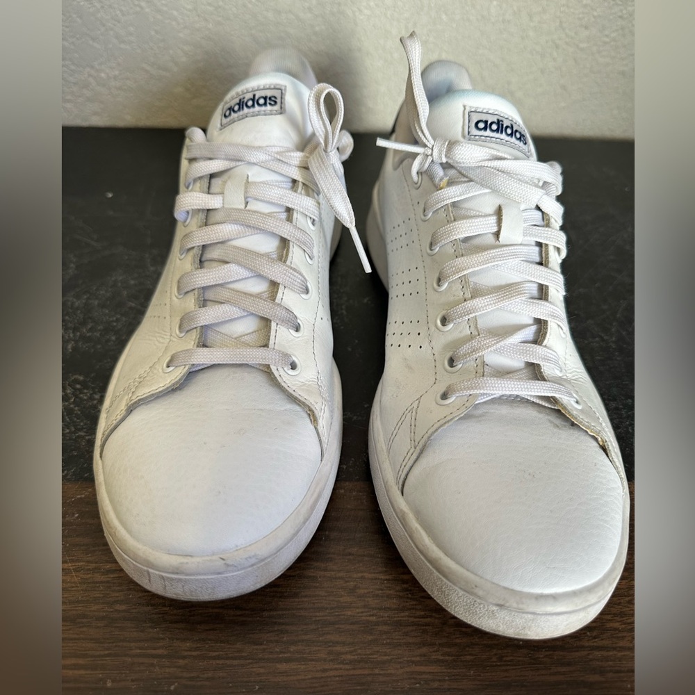 Adidas Advantage Men's Size 10 Casual Sport Sneakers